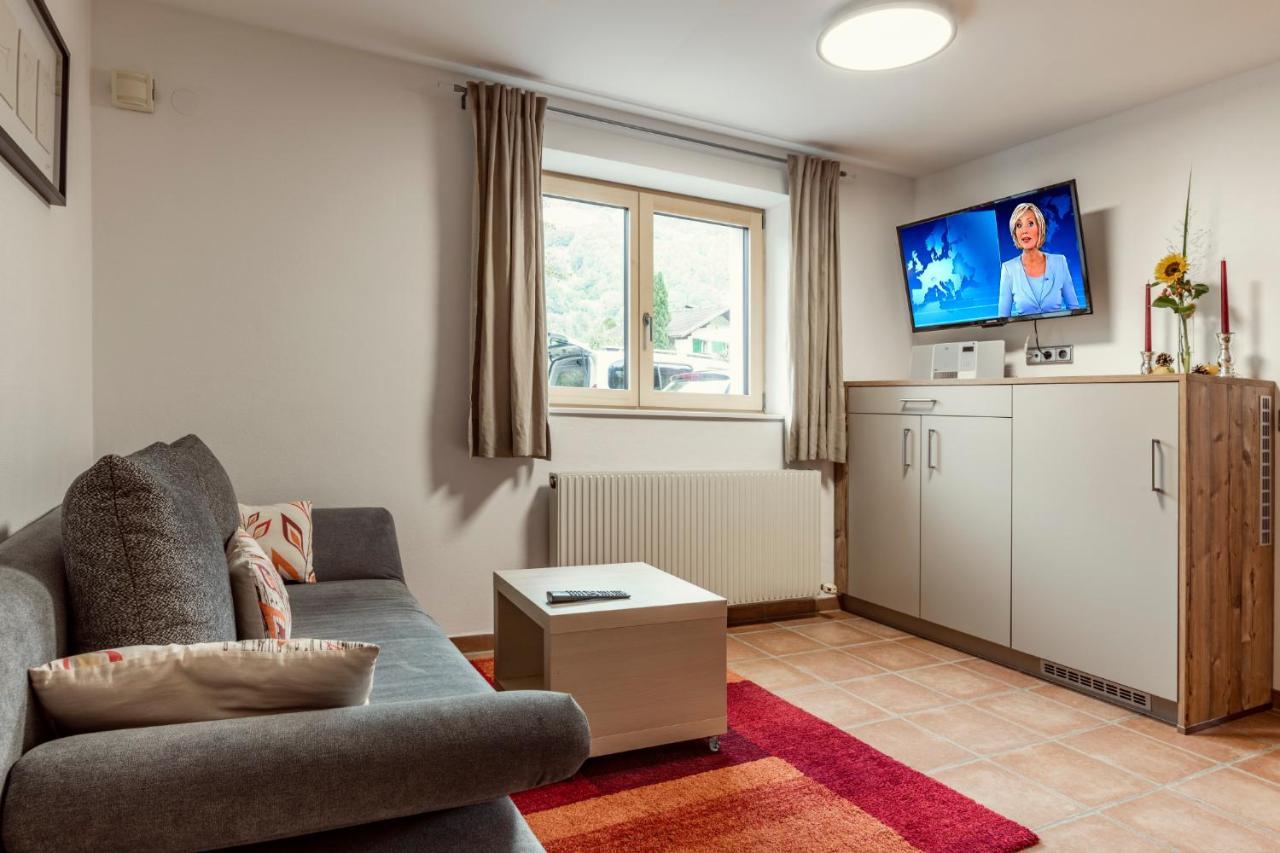 Ferienwohnung Bluamastiel 施伦斯 外观 照片
